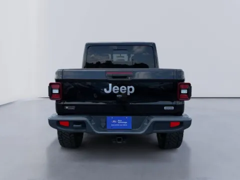 More photos of 2021 Jeep Gladiator Overland at Farris Ford - Morristown, TN