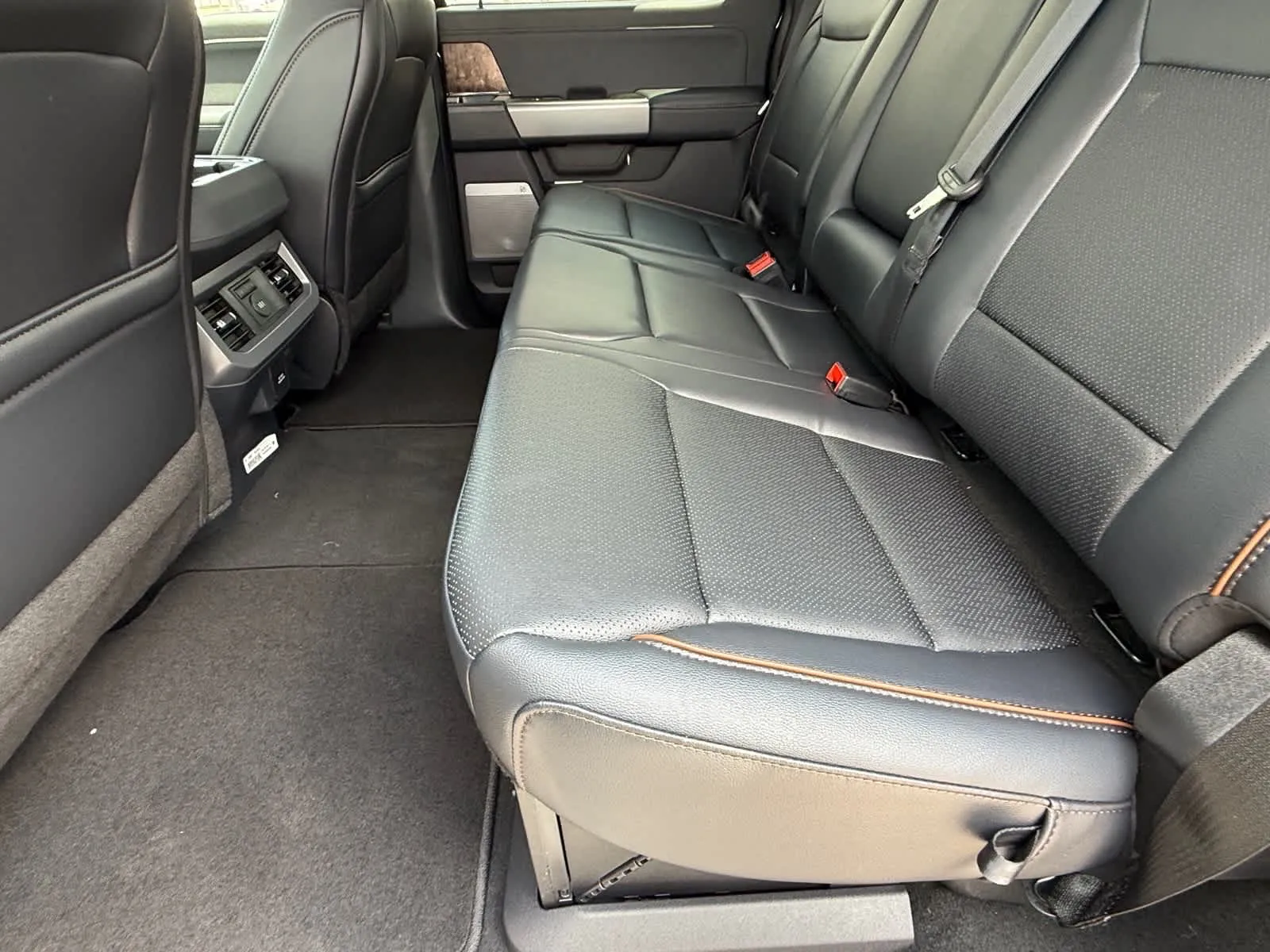 2026 Ford F-250 Super Duty Lariat - Photo 9