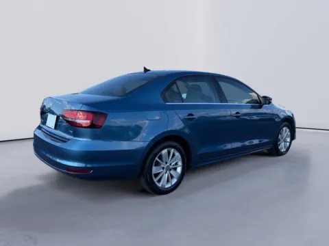 More photos of 2016 Volkswagen Jetta 1.4T SE w/Connectivity at Farris Ford - Morristown, TN