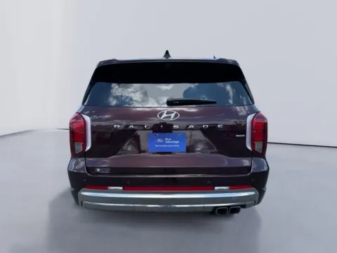 More photos of 2024 Hyundai Palisade Calligraphy at Farris Ford - Morristown, TN
