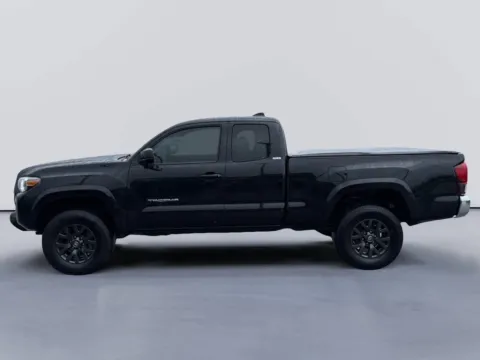 Photos of 2022 Toyota Tacoma SR5 for sale in Morristown, TN at Farris Ford - Morristown