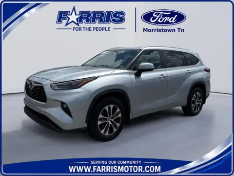 Silver 2023 Toyota Highlander XLE for sale in Morristown, TN