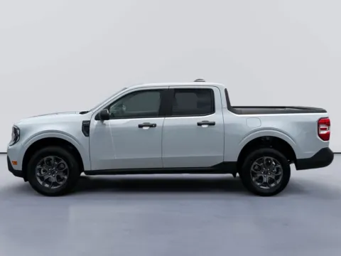 Photos of 2026 Ford Maverick XLT for sale in Morristown, TN at Farris Ford - Morristown