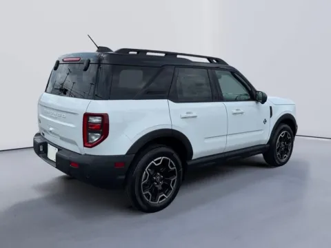 More photos of 2026 Ford Bronco Sport Outer Banks at Farris Ford - Morristown, TN