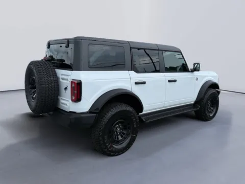 More photos of 2026 Ford Bronco Outer Banks at Farris Ford - Morristown, TN