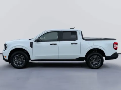 Photos of 2026 Ford Maverick XLT for sale in Morristown, TN at Farris Ford - Morristown