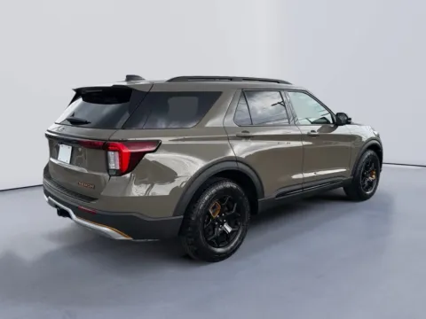 More photos of 2026 Ford Explorer Tremor at Farris Ford - Morristown, TN