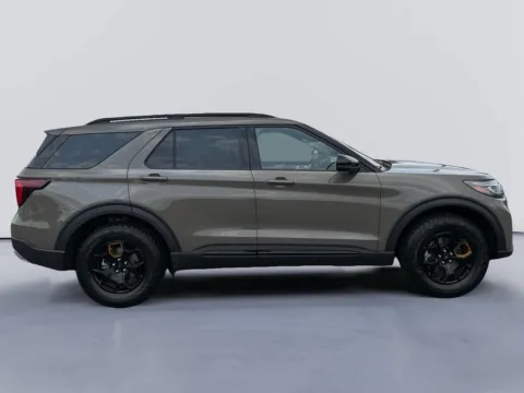 More photos of 2026 Ford Explorer Tremor at Farris Ford - Morristown, TN
