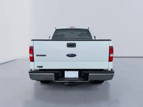More photos of 2004 Ford F-150 XL at Farris Ford - Morristown, TN