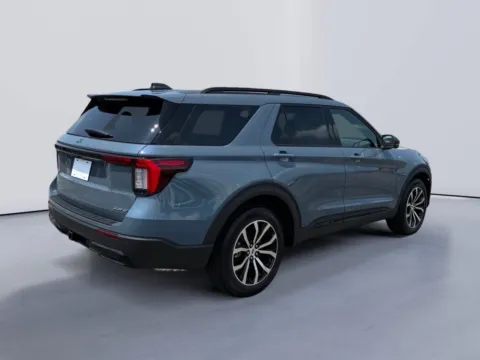 More photos of 2026 Ford Explorer ST-Line at Farris Ford - Morristown, TN