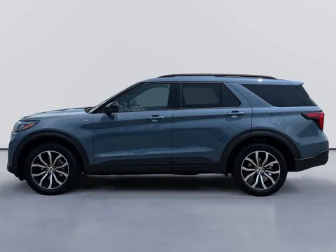 Photos of 2026 Ford Explorer ST-Line for sale in Morristown, TN at Farris Ford - Morristown