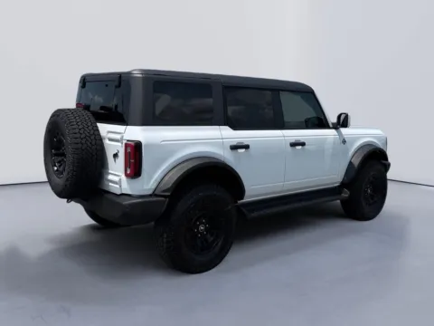 More photos of 2026 Ford Bronco Outer Banks at Farris Ford - Morristown, TN
