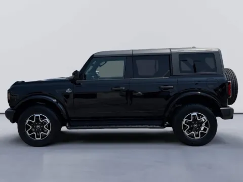Photos of 2026 Ford Bronco Outer Banks for sale in Morristown, TN at Farris Ford - Morristown