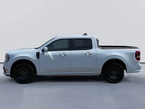 Photos of 2026 Ford Maverick Lobo High for sale in Morristown, TN at Farris Ford - Morristown