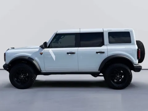 Photos of 2026 Ford Bronco Badlands for sale in Morristown, TN at Farris Ford - Morristown