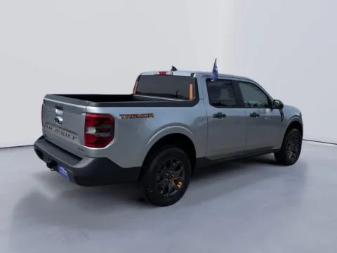 More photos of 2024 Ford Maverick XLT Advanced at Farris Ford - Morristown, TN