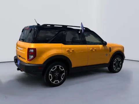More photos of 2022 Ford Bronco Sport Outer Banks at Farris Ford - Morristown, TN
