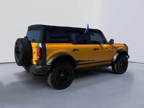 More photos of 2022 Ford Bronco Wildtrak at Farris Ford - Morristown, TN