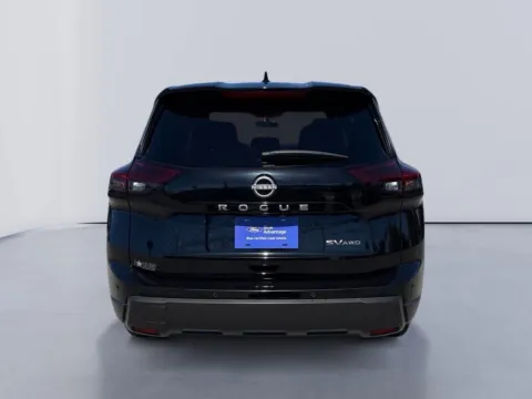 More photos of 2024 Nissan Rogue SV at Farris Ford - Morristown, TN