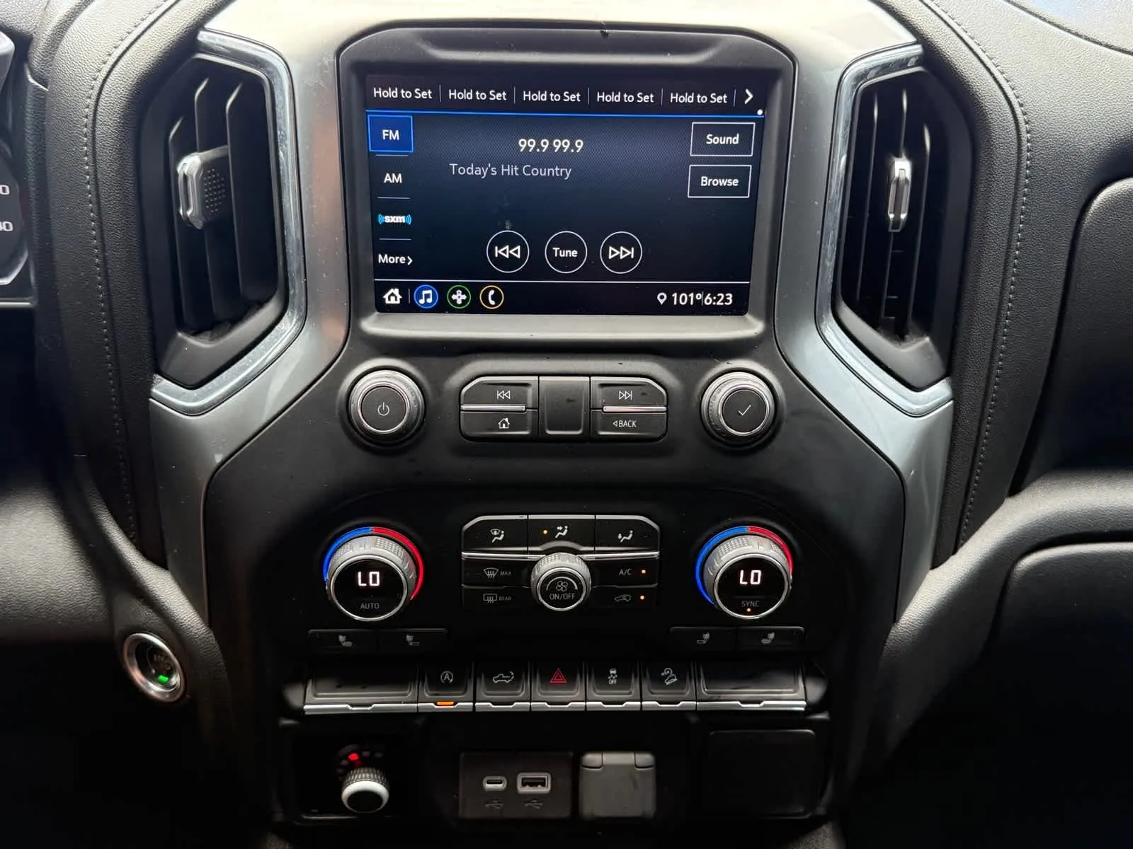2021 Chevrolet Silverado 1500 LT Trail Boss - Photo 18