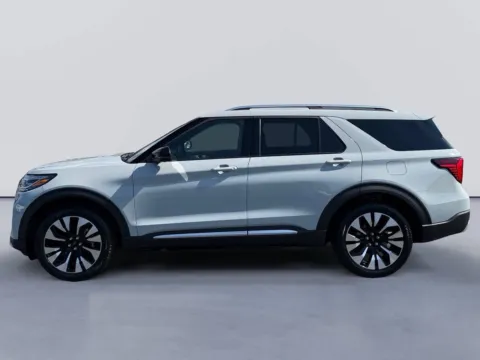 Photos of 2027 Ford Explorer Platinum for sale in Morristown, TN at Farris Ford - Morristown