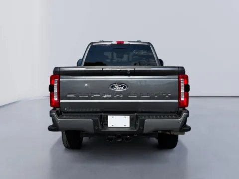 More photos of 2027 Ford Super Duty F-350 SRW LARIAT at Farris Ford - Morristown, TN