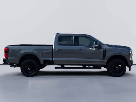More photos of 2027 Ford Super Duty F-350 SRW LARIAT at Farris Ford - Morristown, TN