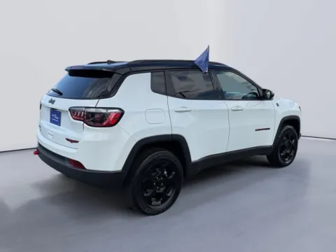 More photos of 2024 Jeep Compass Trailhawk at Farris Ford - Morristown, TN