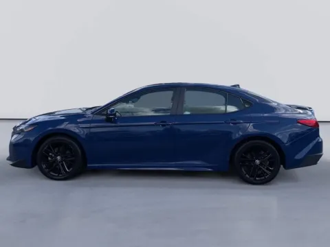 Photos of 2025 Toyota Camry SE for sale in Morristown, TN at Farris Ford - Morristown