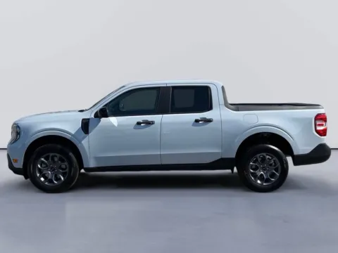Photos of 2026 Ford Maverick XLT for sale in Morristown, TN at Farris Ford - Morristown