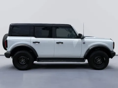 More photos of 2026 Ford Bronco Outer Banks at Farris Ford - Morristown, TN