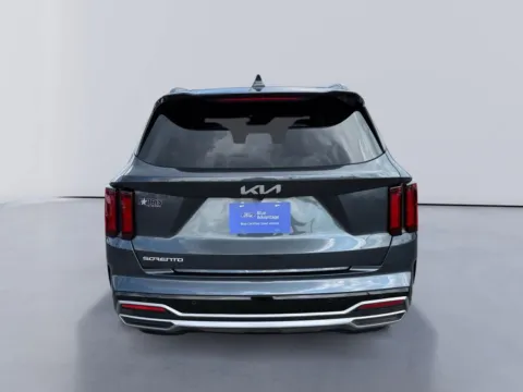 More photos of 2023 Kia Sorento S at Farris Ford - Morristown, TN