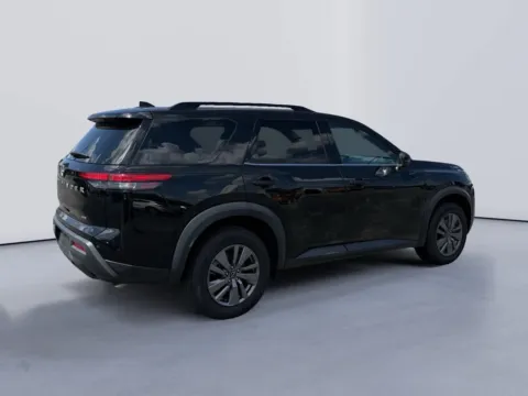 More photos of 2025 Nissan Pathfinder SV at Farris Ford - Morristown, TN