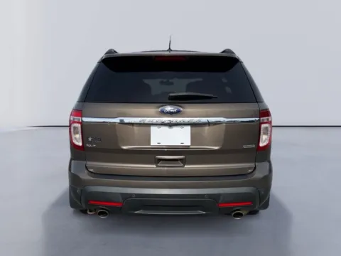 More photos of 2015 Ford Explorer XLT at Farris Ford - Morristown, TN