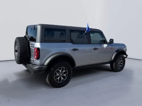 More photos of 2024 Ford Bronco Badlands at Farris Ford - Morristown, TN