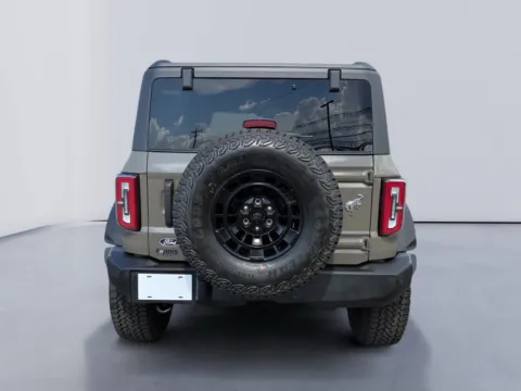 More photos of 2026 Ford Bronco Outer Banks at Farris Ford - Morristown, TN