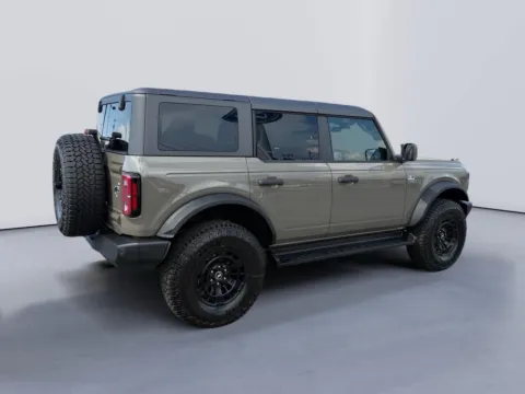 More photos of 2026 Ford Bronco Outer Banks at Farris Ford - Morristown, TN