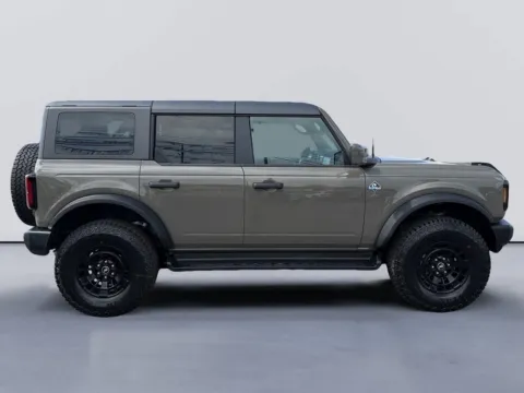 More photos of 2026 Ford Bronco Outer Banks at Farris Ford - Morristown, TN