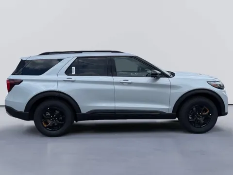 More photos of 2026 Ford Explorer Tremor at Farris Ford - Morristown, TN
