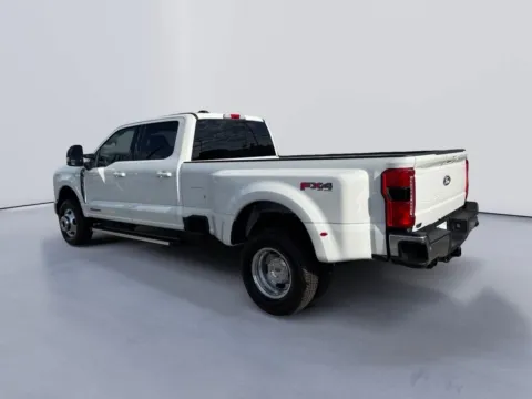 Another view of 2027 Ford Super Duty F-350 DRW Pickup LARIAT for sale in Morristown, TN at Farris Ford - Morristown