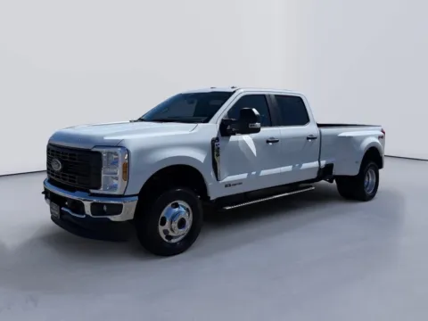 White 2026 Ford Super Duty F-350 DRW Pickup XL for sale in Morristown, TN