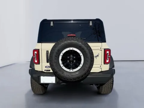 More photos of 2026 Ford Bronco Badlands at Farris Ford - Morristown, TN