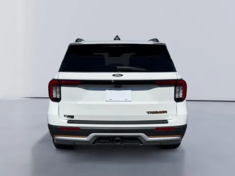 More photos of 2027 Ford Explorer Tremor at Farris Ford - Morristown, TN