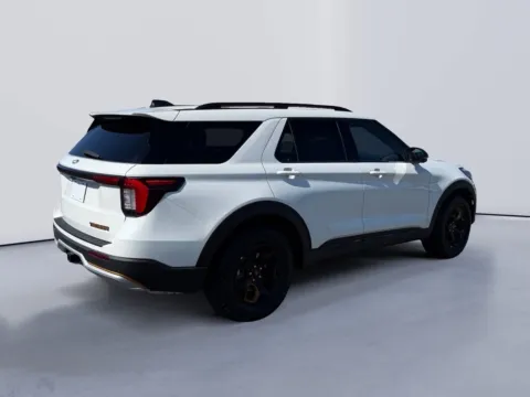 More photos of 2027 Ford Explorer Tremor at Farris Ford - Morristown, TN