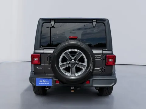 More photos of 2018 Jeep Wrangler Unlimited Sahara at Farris Ford - Morristown, TN