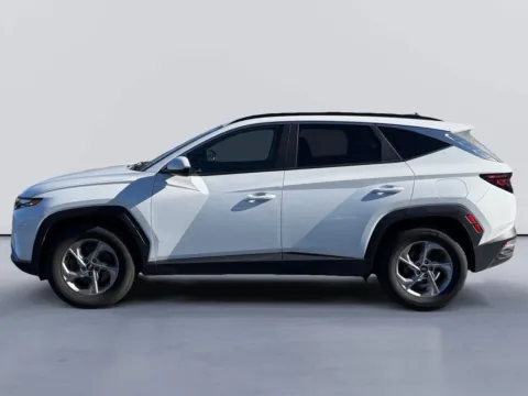 Photos of 2024 Hyundai Tucson SEL for sale in Morristown, TN at Farris Ford - Morristown