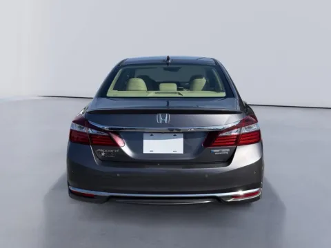 More photos of 2017 Honda Accord Hybrid Touring at Farris Ford - Morristown, TN