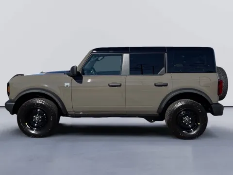 Photos of 2026 Ford Bronco Big Bend for sale in Morristown, TN at Farris Ford - Morristown