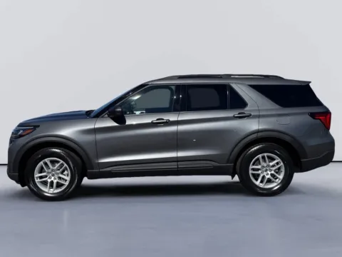 Photos of 2027 Ford Explorer Active w/200A Pkg for sale in Morristown, TN at Farris Ford - Morristown