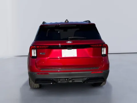 More photos of 2027 Ford Explorer ST-Line at Farris Ford - Morristown, TN